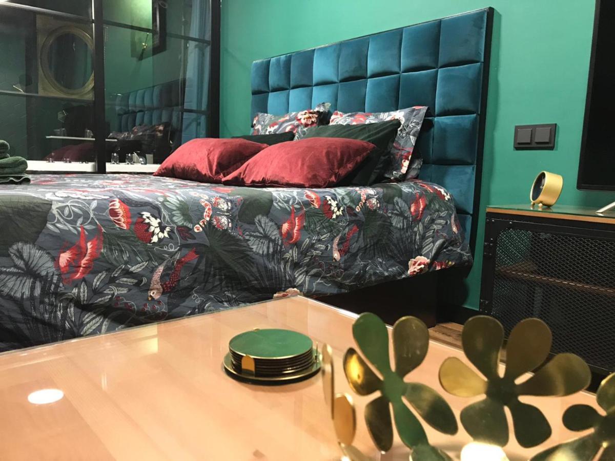 Sevilla Triana Jacuzzi エクステリア 写真